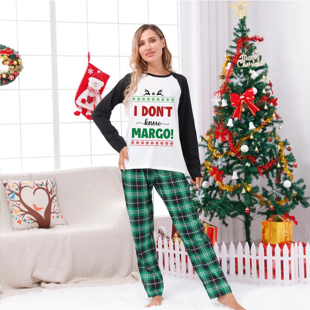 Christmas Vacation Family Matching Pajamas Plaid Set